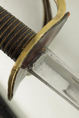 Lot 617 - A 19TH CENTURY FRENCH CAVALRY SWORD