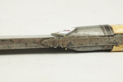 Lot 392 - A 19TH CENTURY INDIAN KHYBER KNIFE