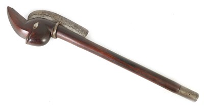 Lot 363 - AN UNUSUAL SOUTH ISLANDS HARDWOOD CLUB/AXE