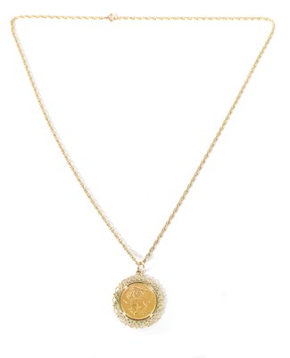 Lot 424 - A VICTORIAN GOLD SOVEREIGN PENDANT NECKLACE