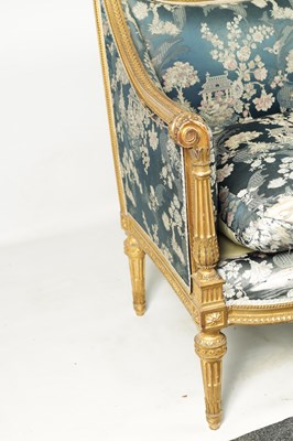 Lot 1357 - A FINE PAIR OF 19TH CENTURY CARVED GILT GESSO TWO-SEATER SETTEES