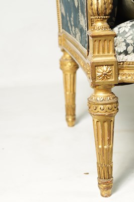 Lot 1357 - A FINE PAIR OF 19TH CENTURY CARVED GILT GESSO TWO-SEATER SETTEES