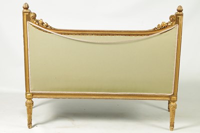 Lot 1357 - A FINE PAIR OF 19TH CENTURY CARVED GILT GESSO TWO-SEATER SETTEES