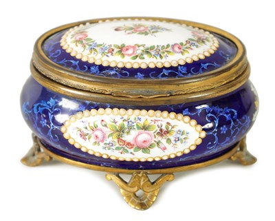 Lot 403 - A LATE 19TH CENTURY FRENCH AND LIMOGES ENAMEL OVAL JEWELLERY CASKET
