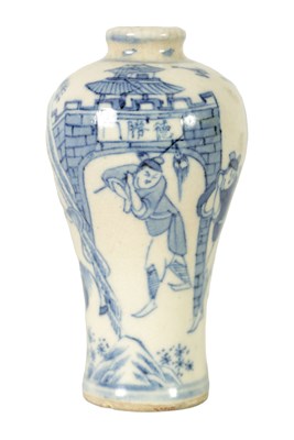 Lot 359 - A 18TH CENTURY CHINESE MINIATURE BLUE AND WHITE INVERTED BALUSTER VASE