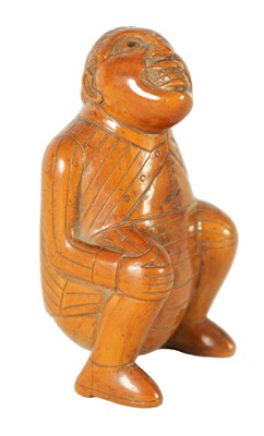 Lot 963 - A 19TH CENTURY CARVED BOXWOOD SNUFF BOX MODELLED AS A CROUCHING MAN