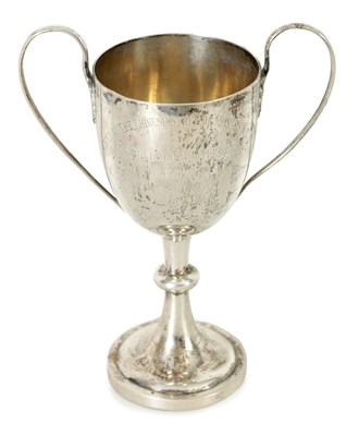 Lot 299 - AN EARLY 20TH CENTURY CHINESE SILVER CUP