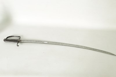 Lot 601 - A 19TH CENTURY FRENCH CAVALRY SWORD