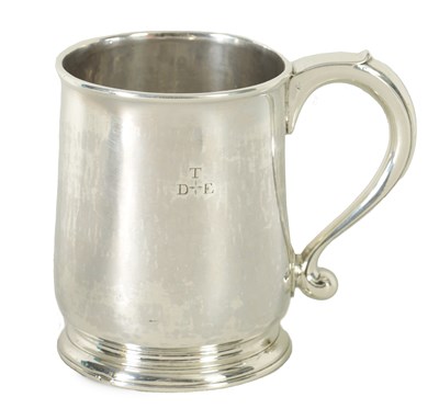 Lot 491 - AN EARLY GEORGE II SILVER BEER MUG