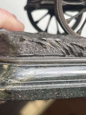Lot 828 - AN EARLY 20TH CENTURY RUSSIAN BRONZE SCULPTURE DEPICTING A HORSE DRIVEN CARRIAGE