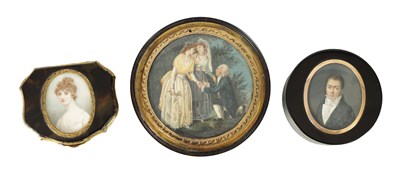 Lot 399 - A COLLECTION OF THREE EARLY 19TH CENTURY TORTOISESHELL SHAPED AND CIRCULAR BOXES