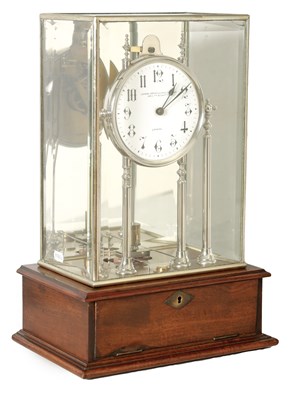 Lot 1270 - LONDON STEREOSCOPIC CO. LONDON. A RARE EARLY 20TH CENTURY EVEREADY ELECTRIC CLOCK