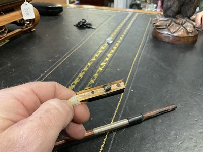 Lot 716 - A FRENCH GOLD MOUNTED VIOLIN BOW SIGNED CLAUDE THOMASSIN PARIS