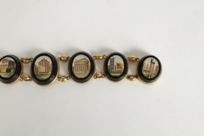 Lot 193 - A 19TH CENTURY ITALIAN GRAND TOUR GOLD METAL AND MICROMOSAIC BRACELET