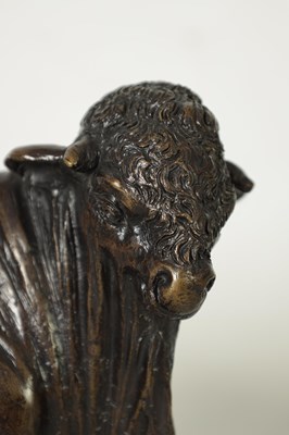 Lot 893 - AN 18TH/19TH CENTURY BRONZE SCULPTURE OF A PACING BULL