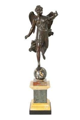 Lot 873 - AN 18TH/19TH CENTURY ITALIAN BRONZE FIGURE OF A WINGED ANGEL