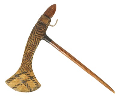 Lot 627 - A 19TH CENTURY PAPUA NEW GUINEA JIWAKA CEREMONIAL AXE