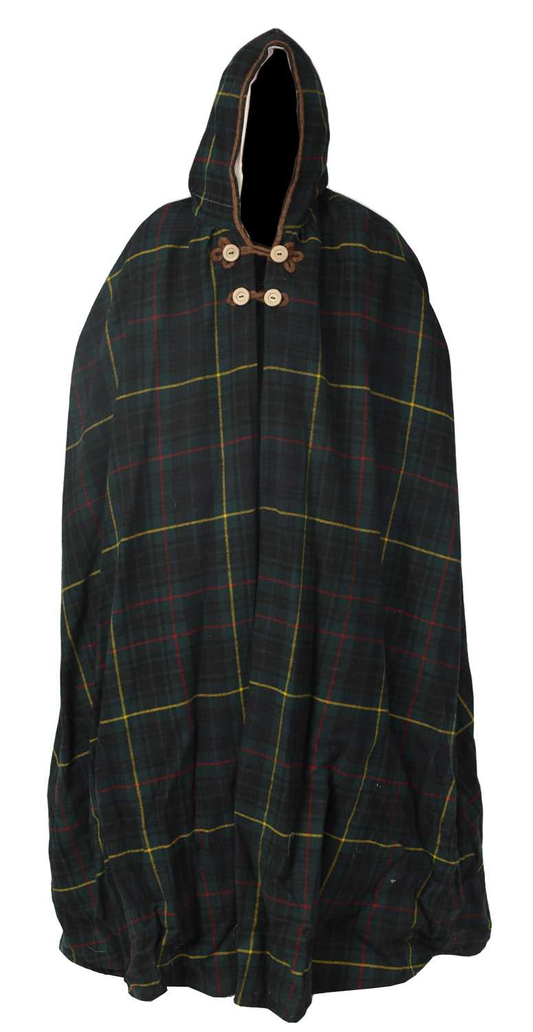 Lot 521 - A SCOTTISH TARTAN HOODED CLOAK
