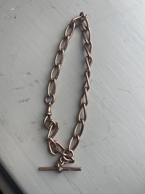 Lot 206 - A 9CT ROSE GOLD POCKET WATCH CHAIN