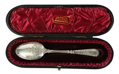 Lot 296 - A VICTORIAN CASED SILVER SPOON