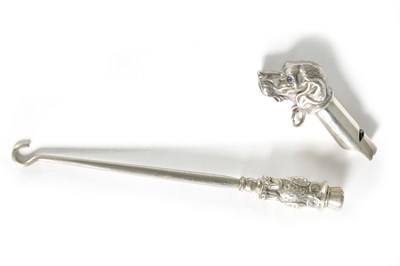 Lot 279 - A SILVER AND SAPPHIRE MOUNTED  DOG WHISTLE