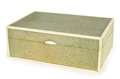 Lot 899 - A 1930’S SHAGREEN AND IVORY BANDED CIGARETTE BOX