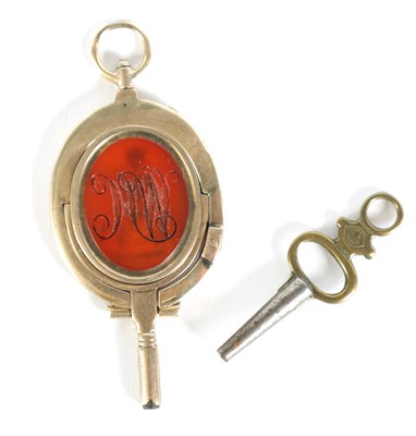 Lot 197 - A LATE 19TH CENTURY GOLD METAL AND AGATE SEAL WATCH KEY