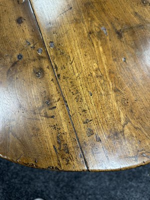 Lot 1042 - AN UNUSUAL 18TH CENTURY ELM CRICKET TABLE