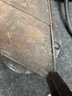 Lot 1042 - AN UNUSUAL 18TH CENTURY ELM CRICKET TABLE