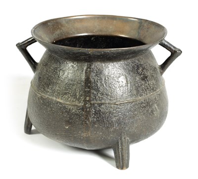 Lot 530 - A MID 17TH CENTURY BRONZE CAULDRON