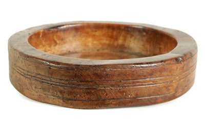 Lot 877 - AN 18TH CENTURY TURNED FRUITWOOD CHEESE MOULD