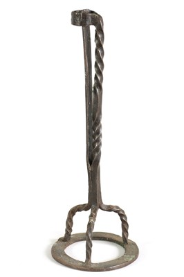 Lot 548 - AN UNUSUAL 18TH CENTURY WROUGHT IRON IRISH CANDLE HOLDER