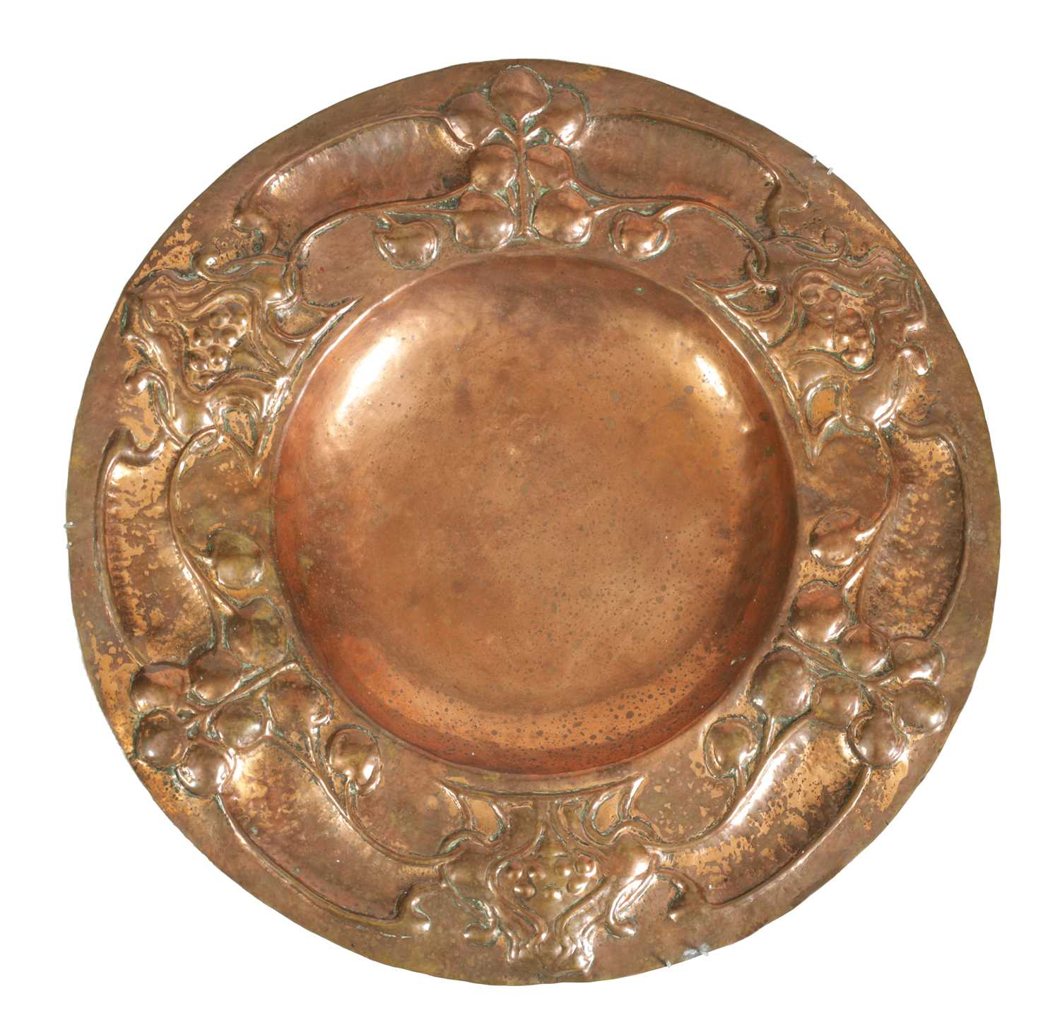 Lot 579 - AN ARTS AND CRAFTS COPPER CHARGER BY G. HAMS DATED 1905