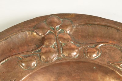 Lot 579 - AN ARTS AND CRAFTS COPPER CHARGER BY G. HAMS DATED 1905