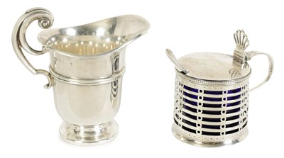 Lot 241 - A GEORGE III SILVER MUSTARD POT WITH BLUE GLASS LINER