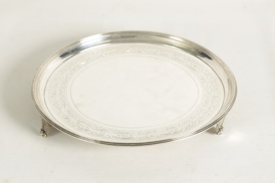 Lot 321 - A GEORGE III SILVER SALVER