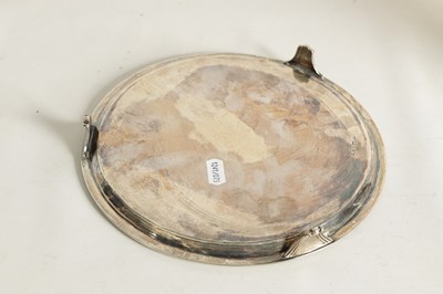 Lot 321 - A GEORGE III SILVER SALVER