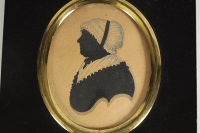 Lot 743 - AN EARLY 19TH CENTURY OVAL SILHOUETTE ON CARD