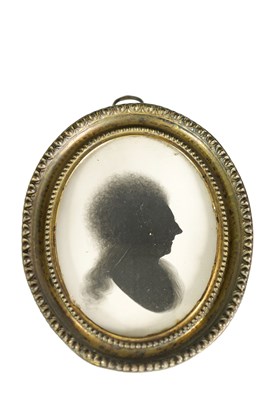 Lot 706 - J. THOMASON OF DUBLIN-A LATE 18TH/EARLY 19TH CENTURY OVAL SILHOUETTE BUST PORTRAIT ON PLASTER