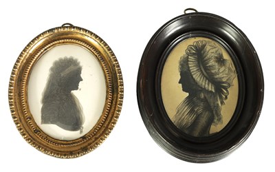 Lot 660 - ATT. J. THOMASON OF DUBLIN LATE 18TH/EARLY 19TH CENTURY OVAL BUST SILHOUETTE