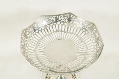 Lot 233 - AN EDWARD VII SILVER PEDESTAL FRUIT DISH