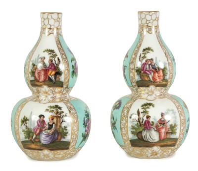 Lot 116 - A PAIR OF LATE 19TH CENTURY AUGUSTUS REX DOUBLE GOURD-SHAPED VASES