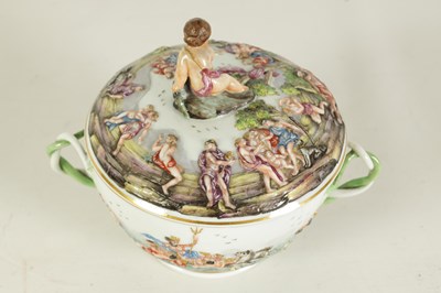 Lot AN EARLY/MID 19TH CENTURY DOCCIA, ITALY PORCELAIN TWO-HANDLED BOWL AND COVER