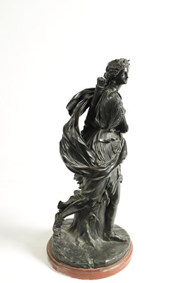 Lot 592 - A 19TH CENTURY BRONZE FIGURE DEPICTING DIANA 'THE GODDESS OF THE HUNT'