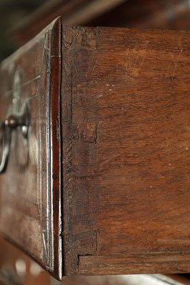 Lot 1260 - A FINE EARLY 18TH CENTURY FIGURED WALNUT CHEST ON CHEST