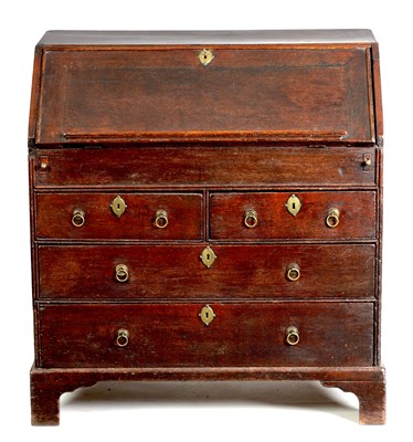 Lot 1004 - AN EARLY 18TH CENTURY OAK BUREAU