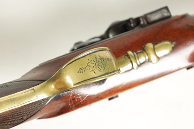 Lot 497 - AN EARLY 19TH CENTURY FLINTLOCK BLUNDERBUSS WITH OVER FLICK BAYONET BY WALLIS OF HULL