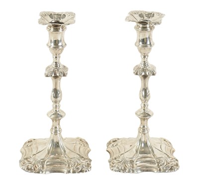 Lot 306 - A PAIR OF GEORGE III CAST SILVER 'ROCOCO' CANDLESTICKS