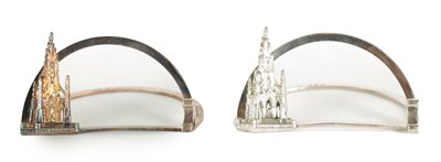 Lot 454 - A PAIR OF VICTORIAN SILVER MENU HOLDERS DEPICTING THE 'SCOTT MONUMENT, EDINBURGH'