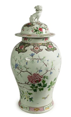 Lot 271 - A 19TH CENTURY CHINESE FAMILLE ROSE COUNTRY HOUSE VASE AND COVER OF LARGE PROPORTIONS